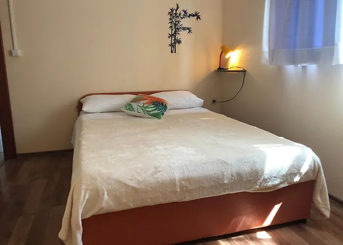 Sepic Apartments